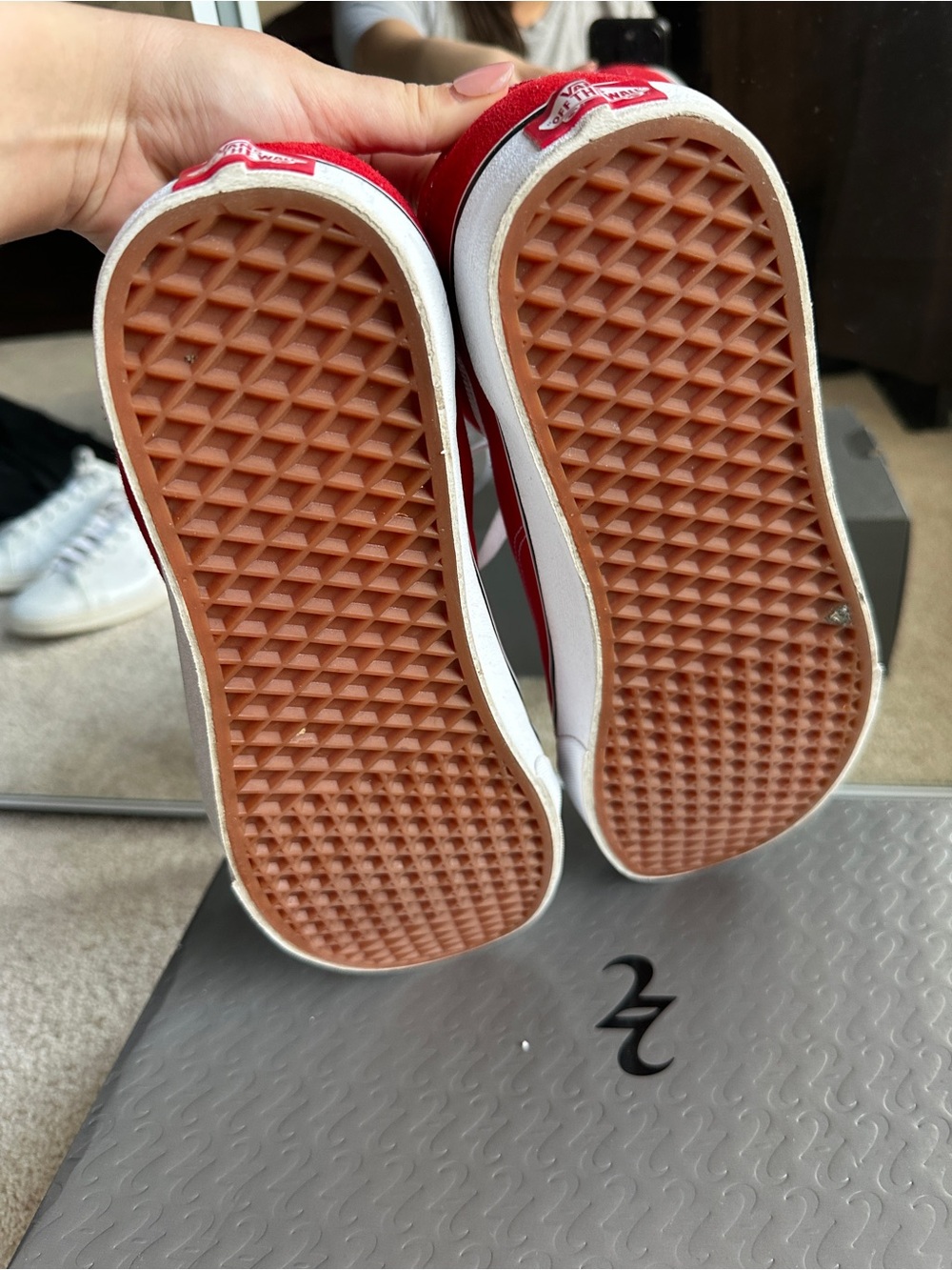 Vans Old Skool Men’s Low-Top Sneakers - Picture 5 of 6